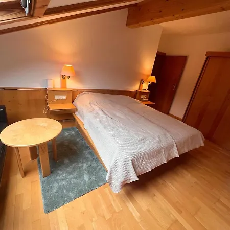 Trio One Location, Endless Destinations Apartament